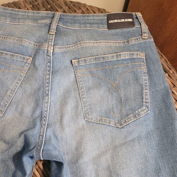 CALVIN KLEIN JEANS Mom Jean Shorts Sz 10 Denim Modest 10" Inseam Bermuda Classic - Picture 4 of 11